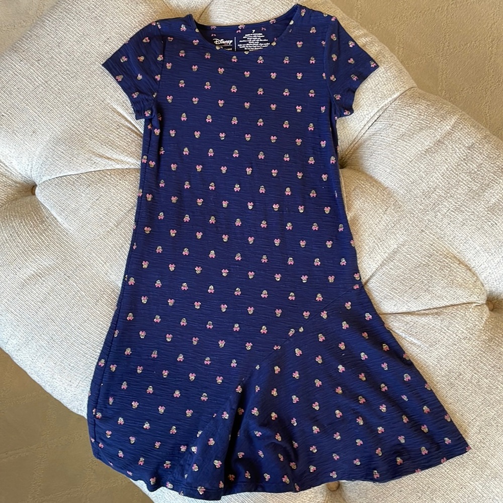 Minnie Mouse short sleeve lightweight dress